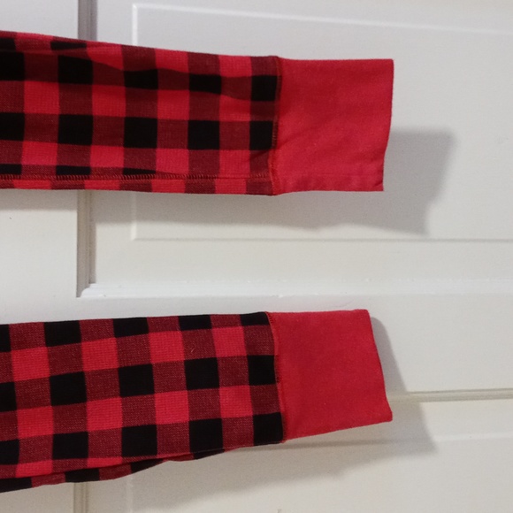 🆕️ 💋PINK VS💋 - Red/Black Plaid Pajama Lounge Onesie - Picture 10 of 15